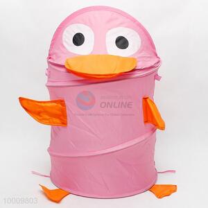 Pink duck-shaped polyester laundry basket
