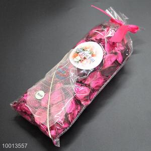 Rose-<em>scented</em> dry flower sachet
