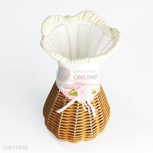 Wholesale Beautiful  White Rattan Flower Vase For Home Decoration