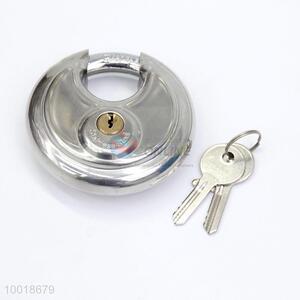 Round iron padlock with keys