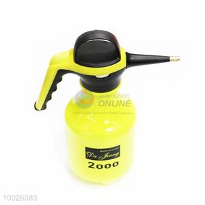 2L Air pressure water sprayer mist <em>spray</em> pump <em>bottle</em>