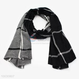 Wholesale Classical Three Colors Grid Wool Spinning Scarf