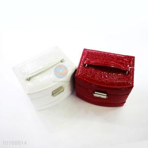 Factory Hot Sell Jewlery <em>Box</em>/Case with Handle