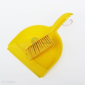 Wholesale Yellow Plastic Household Mini Brush And Dustpan Set