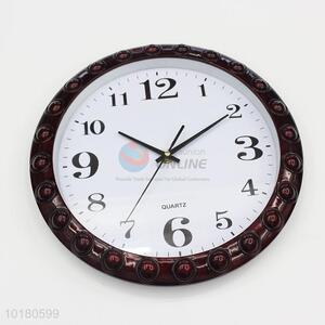 Low Price Round Shaped Plastic Wall Clock for Room Decoration