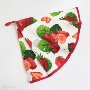 Direct Factory Strawberry Pattern Hand Towel Soft Plush Fabric