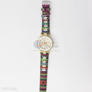 OEM Custom Womens Watch with Leather Strap with Good Quality