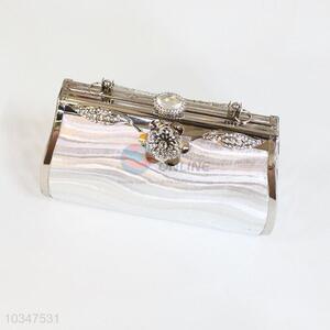 Striped pattern crystal evening clutch chain bag