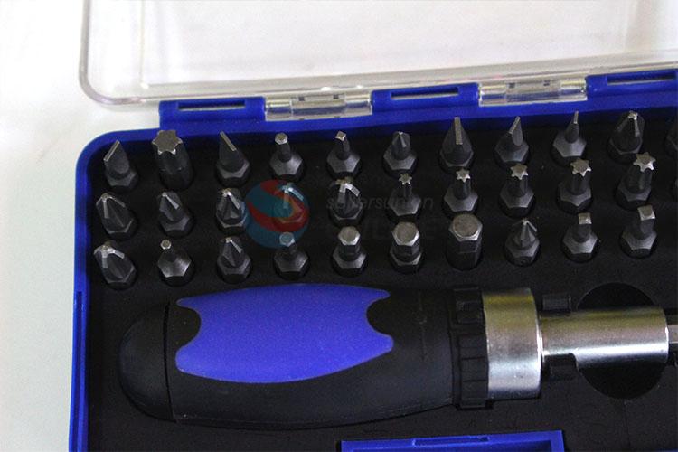Comfortable parctical screw tool set