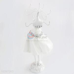 Made in china model type resin <em>jewelry</em> display stand
