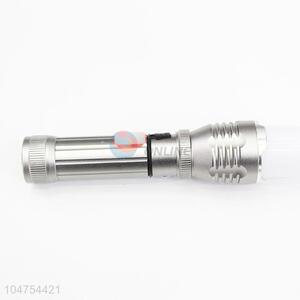New Customized Aluminum Alloy Flashlight Set with XPE Lamp Bulb and 18650 Battery