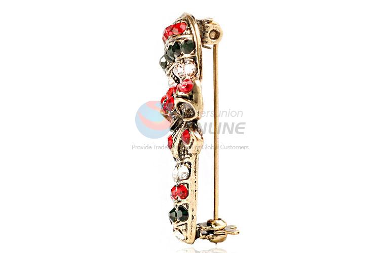 New arrival Christams truncheon shape alloy brooch