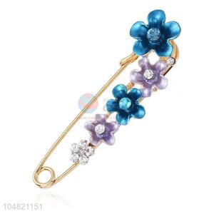 China wholesale safe pin shape flower alloy brooch