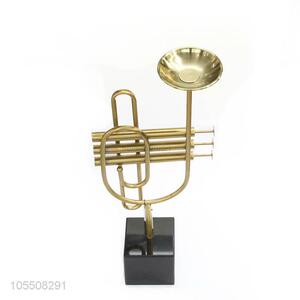 Wholesale modern indoor decor golden trumpet shape candle holder