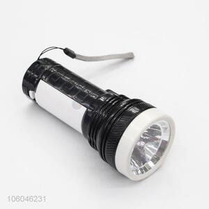 Best selling family use led flashlight with battery