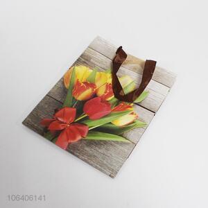 Popular stylish tulip pattern paper gift bag with handle