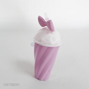 Cheap and good quality cute bow decorated plastic straw cup