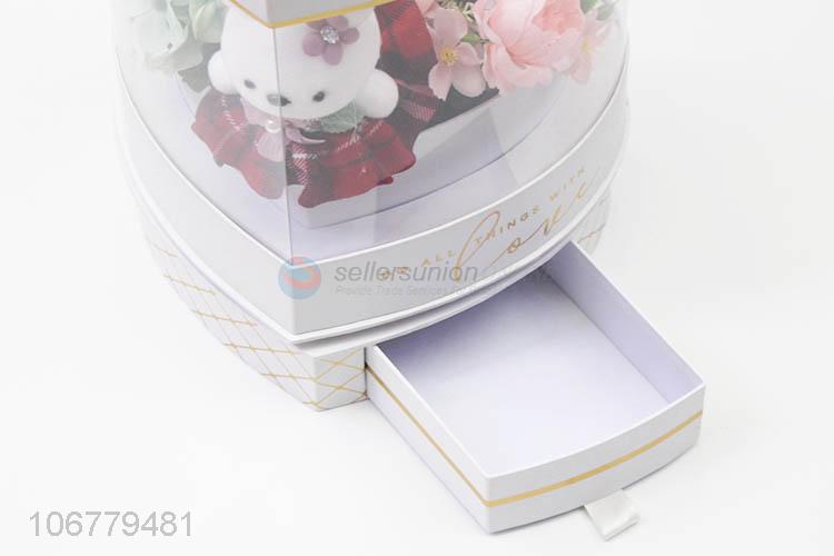 China OEM flower decoration heart shape rotating gift box