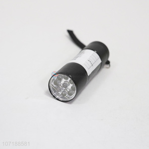 Cheap and good quality portable multifunctional flashlight