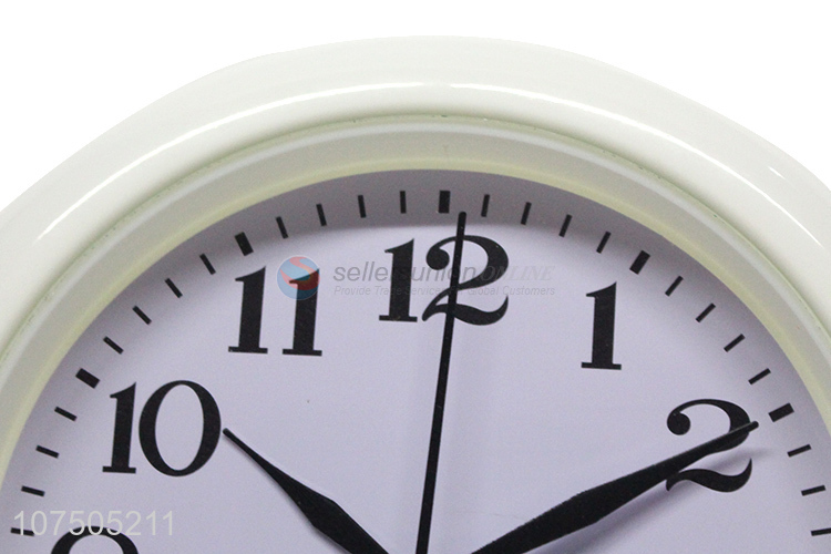 High Quality Home Decoration Round Shape Simple Style Plastic Wall Clock