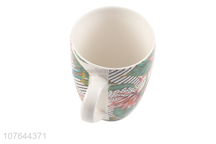 Personalized design fashion ceramic coffee cup water cup with handle