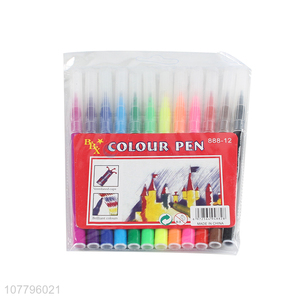 Creative students writing and painting <em>colored</em> pens