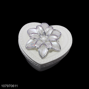 China factory heart shaped porcelain jewelry case round ceramic ring <em>box</em>