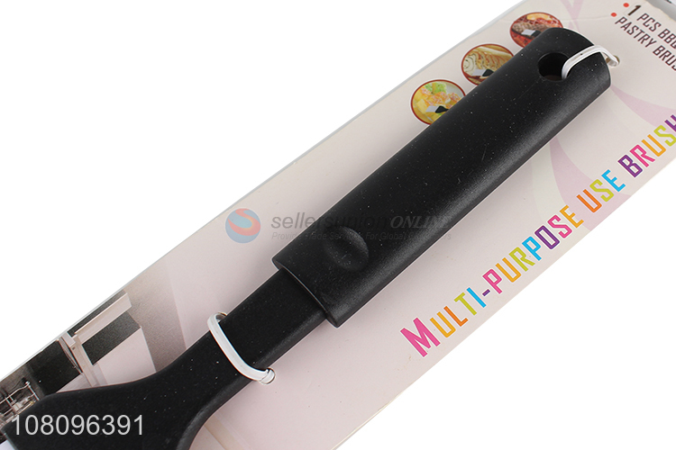 Good quality food brush with plastic handle for kitchen cooking