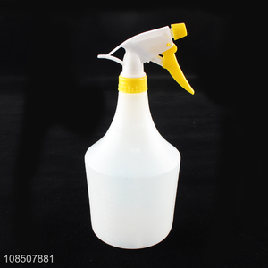 Good sale plastic handheld watering garden tools <em>spray</em> <em>bottle</em>