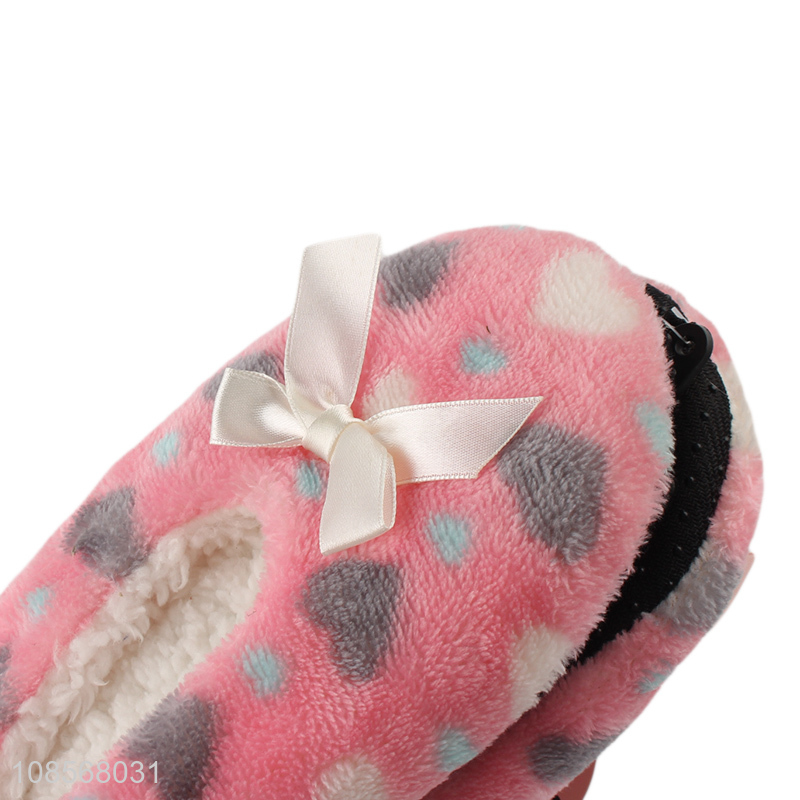 Latest design pink warm plush anti-slip floor slippers