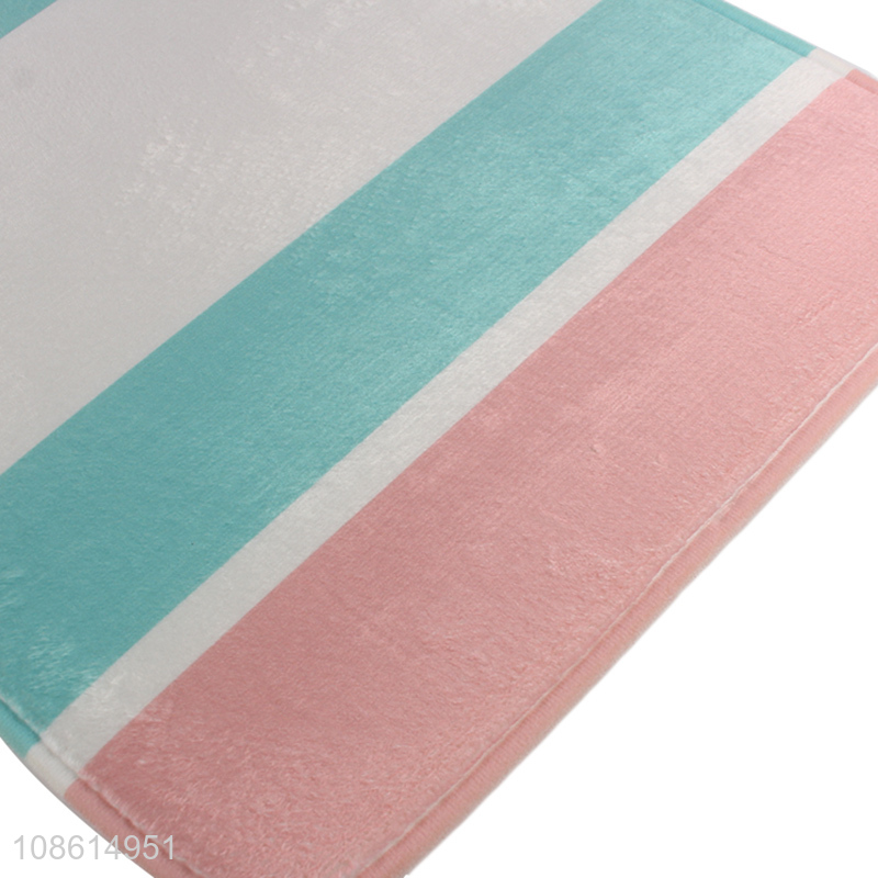 Factory price soft bedroom flannel mat floor mat for sale