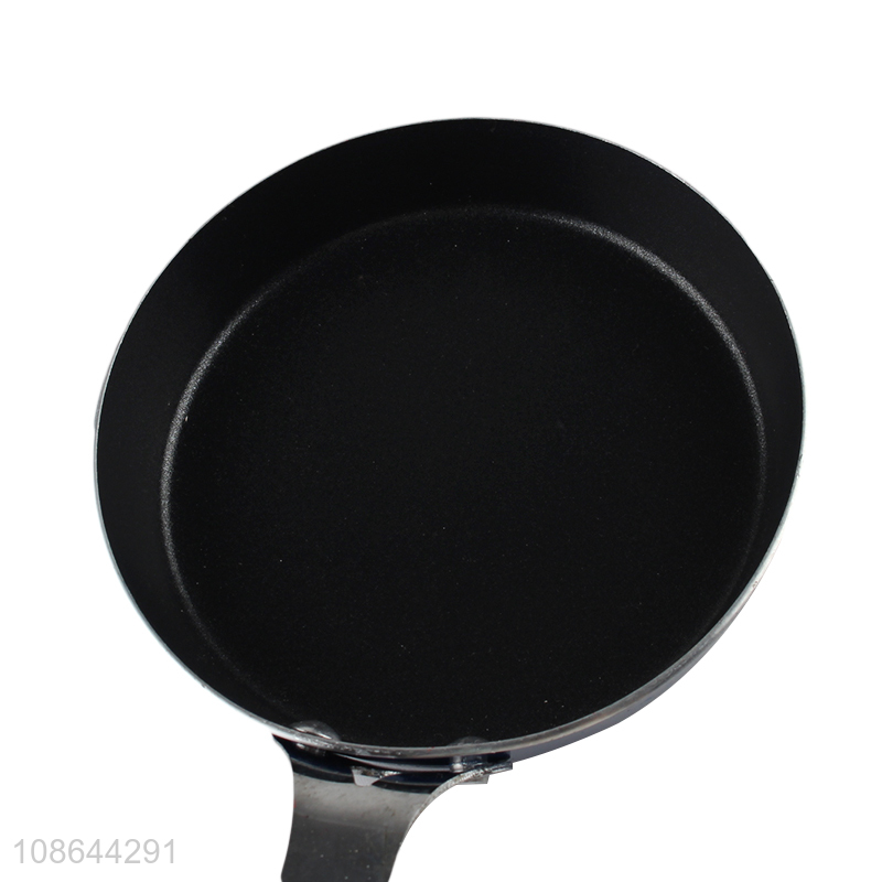 Factory direct sale non-stick aluminum frying pan with silicone handle