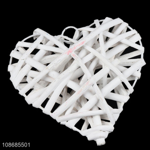 High quality Christmas decorations hand-woven wicker rattan heart wreaths