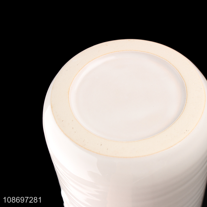 Good quality white ceramic tabletop decoration flower vase for home