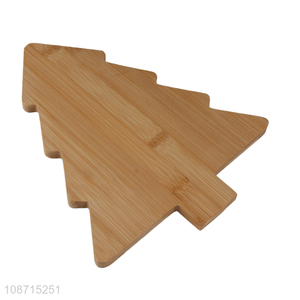 Whoelsale Christmas tree shaped bamboo pizza cutting board for serving
