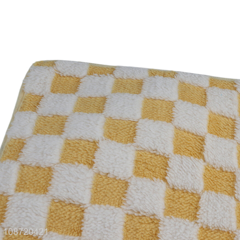 Hot seling square soft check pattern fluffy seat cushion for indoor