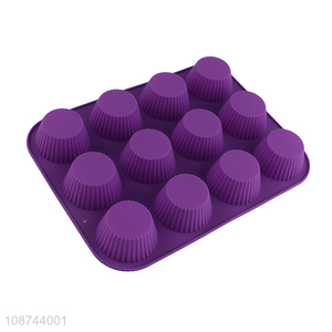 Hot sale 12-hole reusable non-stick silicone cake molds for baking