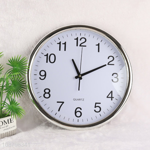 New arrival round plastic wall clock for living room decor