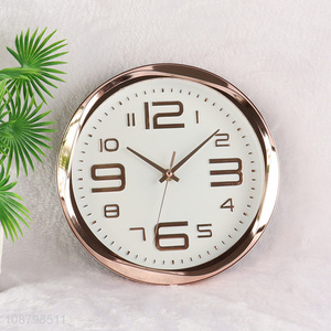 Hot selling battery operated round silent plastic wall clock