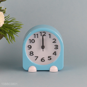 Wholesale durable analog alarm clock bedside <em>desk</em> clock