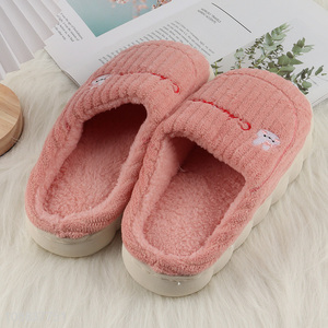 Factory price women's slippers comfortable winter house slippers