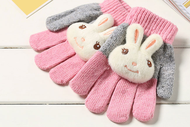 Choose A Pair of Suitable Gloves for Youself in Cold Weather