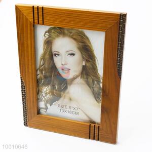 Wooden photo frame for home decoration
