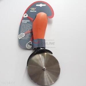 Round stainless steel pizza cutter