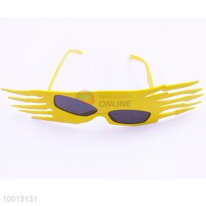Wholesale Yellow Creative Eyewear <em>Sunglass</em>