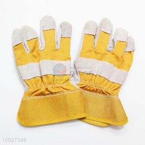 Competitive Price Gray and Yellow Protection Gloves