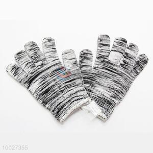 New Arrivals Gray Knitted Protection Gloves