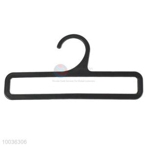 17*8.2CM Hot Sale Black Plastic Hanger, Clothes Rack