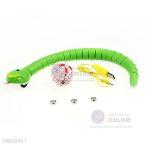 Green electric snake toy as prank gifts