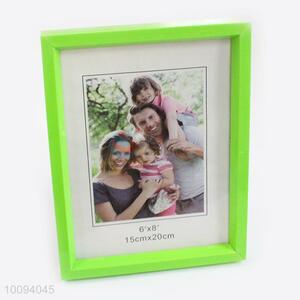 Green Edge Plastic Photo Frame
